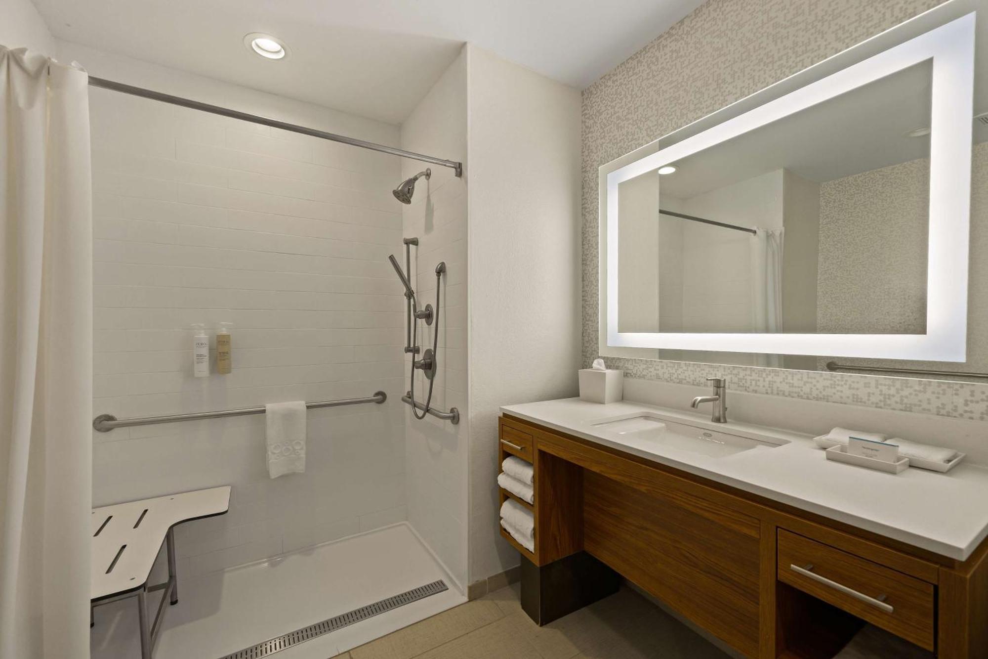 Home2 Suites By Hilton Baytown Exterior foto